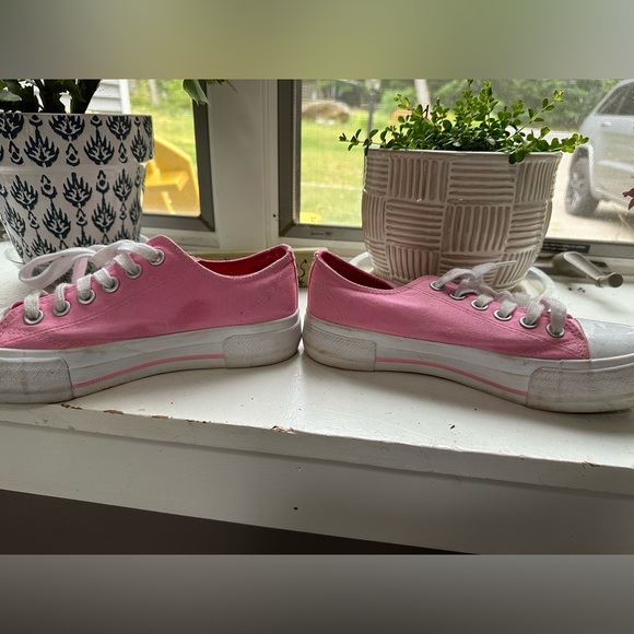 Girls Canvas Sneakers - Picture 3 of 4